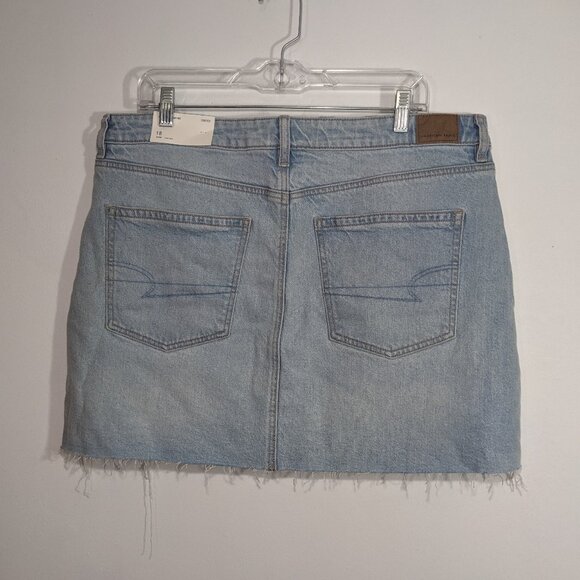 NWT American Eagle Outfitters 18 Raw Hem Jean Perfect Skirt Light Wash Denim 34W - Picture 6 of 13